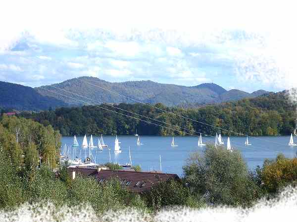 800px-polanczyk_Solina_lake-fot-wikipedia.jpg