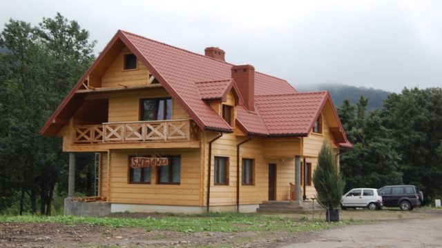 bieszczady-wetlina-ustrzyki-gorne-asfalt-lipiec-2010-009