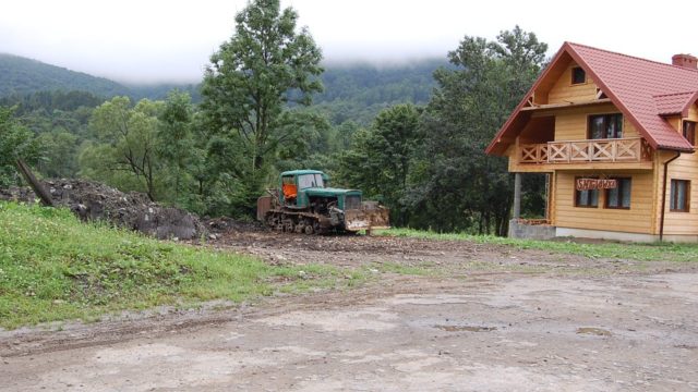 bieszczady-wetlina-ustrzyki-gorne-asfalt-lipiec-2010-015