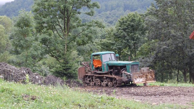 bieszczady-wetlina-ustrzyki-gorne-asfalt-lipiec-2010-017