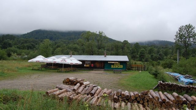 bieszczady-wetlina-ustrzyki-gorne-asfalt-lipiec-2010-022
