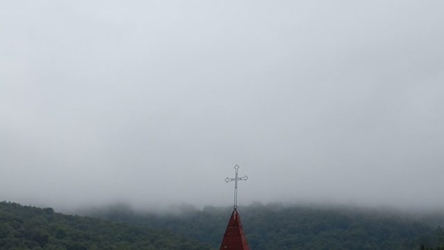 bieszczady-wetlina-ustrzyki-gorne-asfalt-lipiec-2010-067