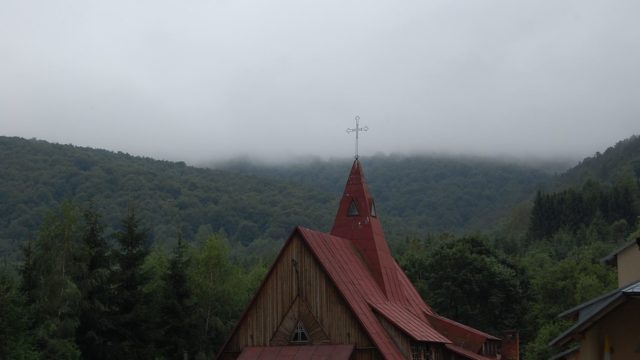 bieszczady-wetlina-ustrzyki-gorne-asfalt-lipiec-2010-069