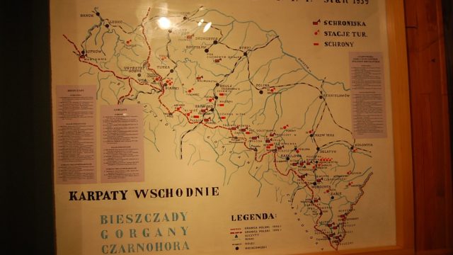 huculi-muzeum-pttki-ustrzyki-gorne-bieszczady-lipiec-2010-025