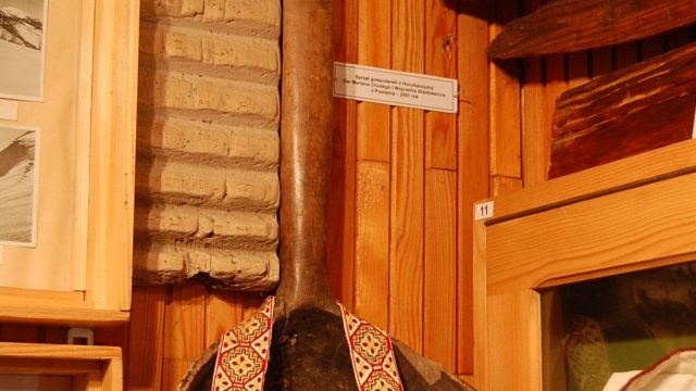 huculi-muzeum-pttki-ustrzyki-gorne-bieszczady-lipiec-2010-031