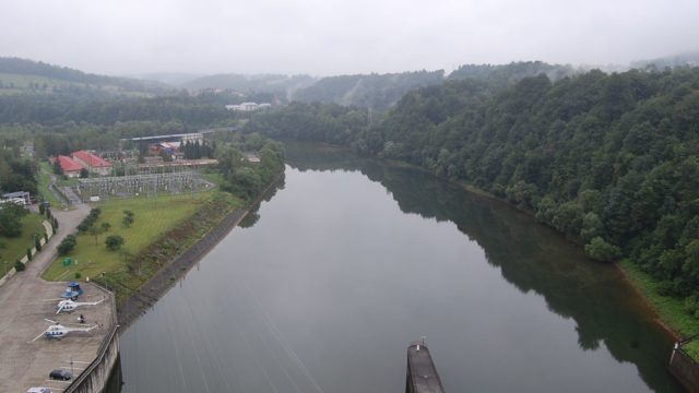 solina-myczkowce-zapora-lipiec-2010-030