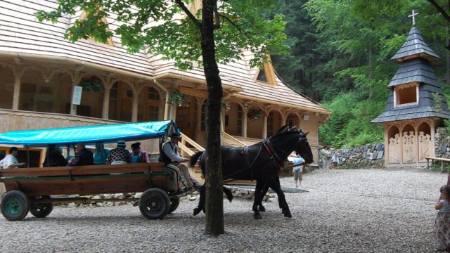 rusinowa-polana-wiktorowki-szlak-oscypka-oscypek-lipiec-2010-085