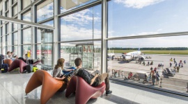 Lato 2015: dokąd latamy najchętniej? Podróże, LIFESTYLE - Wakacje w pełni. Które kierunki były najpopularniejsze wśród podróżnych Portu Lotniczego Wrocław? Przedstawiamy mapę wakacyjnych przebojów zarówno wśród fanów połączeń niskokosztowych, jak i osób preferujących czartery.