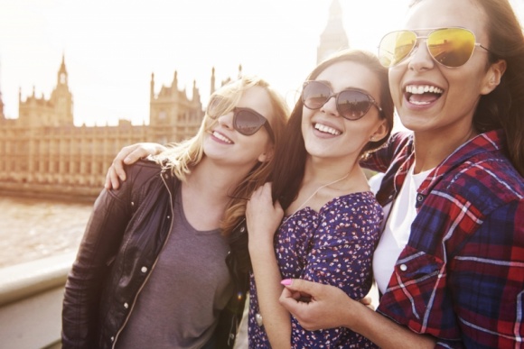 Najlepsze pomysły na niezapomniany weekend Podróże, LIFESTYLE - Sposobów na atrakcyjne spędzenie czasu jest wiele – najważniejsze, żeby wybrać ten, który pozwoli w pełni cieszyć się wolną chwilą. Żeby uczynić zwykły weekend niepowtarzalnym, internetowe biuro podróży Tripsta.pl przygotowało kilka propozycji na kilkudniowy wyjazd.