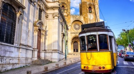 Dokąd wyjechać na Majówkę? Tripsta.pl zdradza najlepsze pomysły na długi weekend Podróże, LIFESTYLE - Internetowe biuro podróży Tripsta.pl przedstawia alternatywny przewodnik po najpopularniejszych miastach w Europie.
