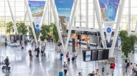 Ponad 21% pasażerów więcej na wrocławskim lotnisku Podróże, LIFESTYLE - To w dużej mierze zasługa nowych połączeń. W styczniu 2017 Port Lotniczy Wrocław obsłużył blisko 183 tys. pasażerów. Z połączeń krajowych skorzystało ok. 40% podróżnych więcej.
