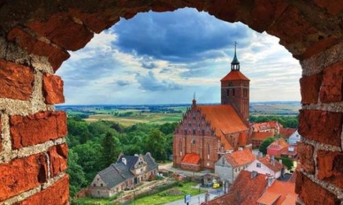 Cudze chwalicie, swego nie znacie: weekend w Polsce